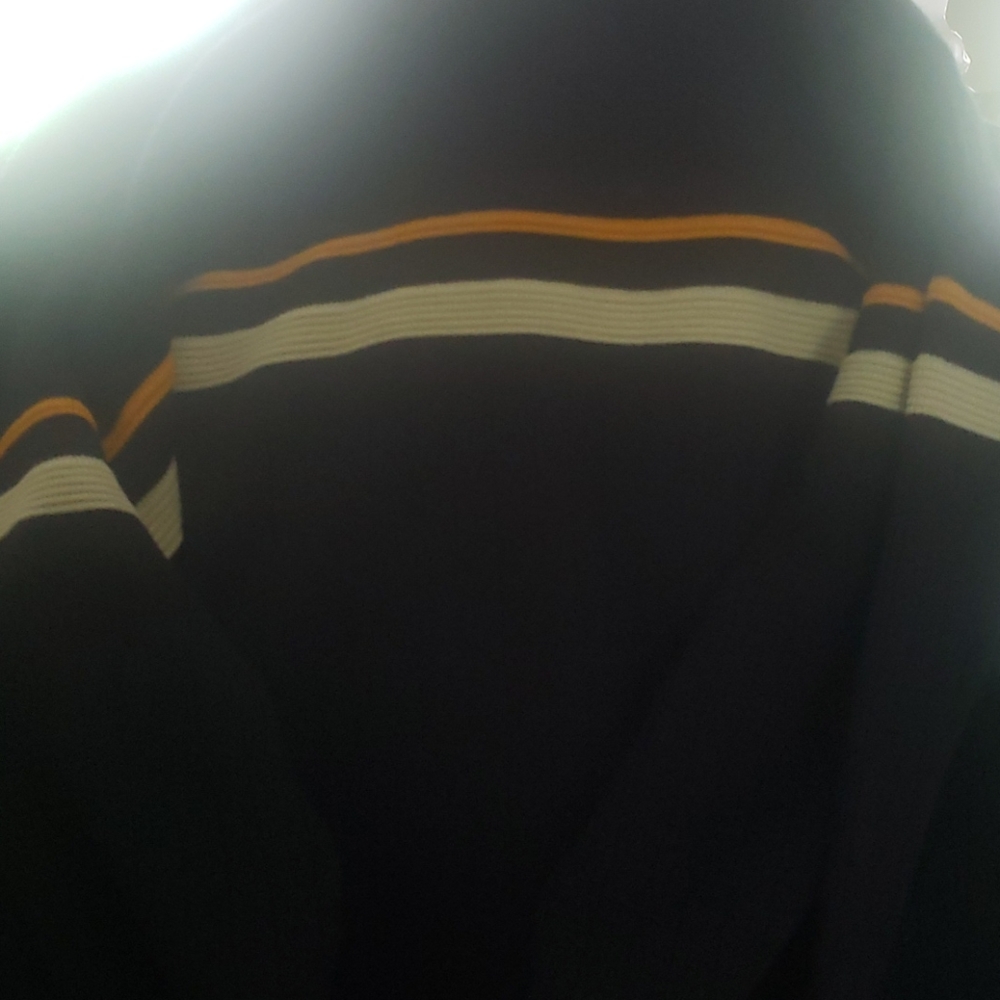 Sweater - Picture 2 of 2